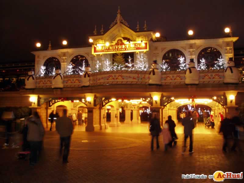 Imagen de Disneyland Paris  Main Street navidad 2007 noche